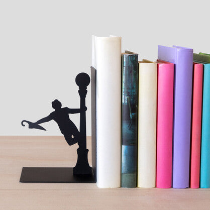 Singing In The Rain Bookend – Decorative Gift by Balvi