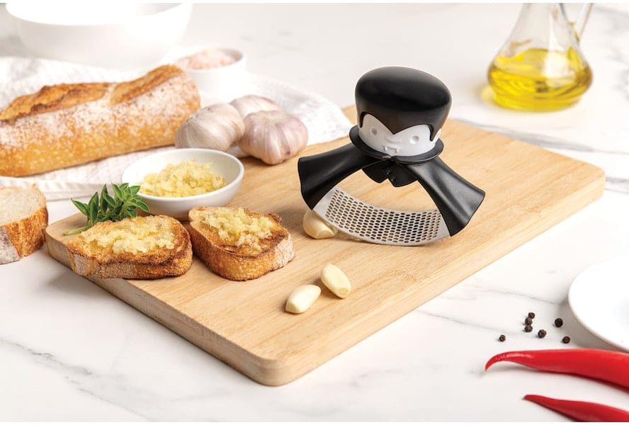Rockula Garlic Crusher – OTOTO Vampire Garlic Tool – Quirksy